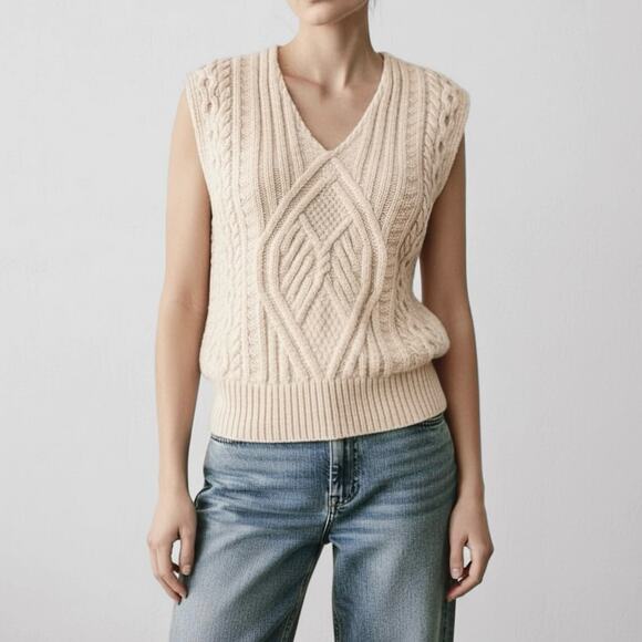 Vintage 100% Aran Wool Fisherman Sweater Vest Cableknit Oldmoney Made In Ireland - Picture 1 of 10